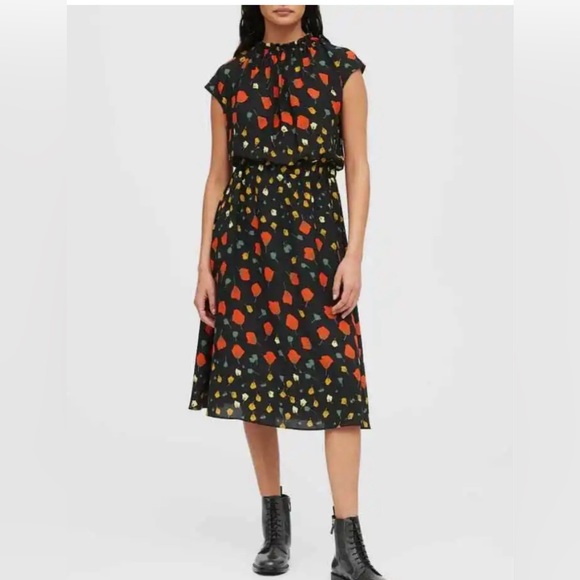 Banana Republic Dresses & Skirts - Banana Republic Red Poppy Spring 2020
